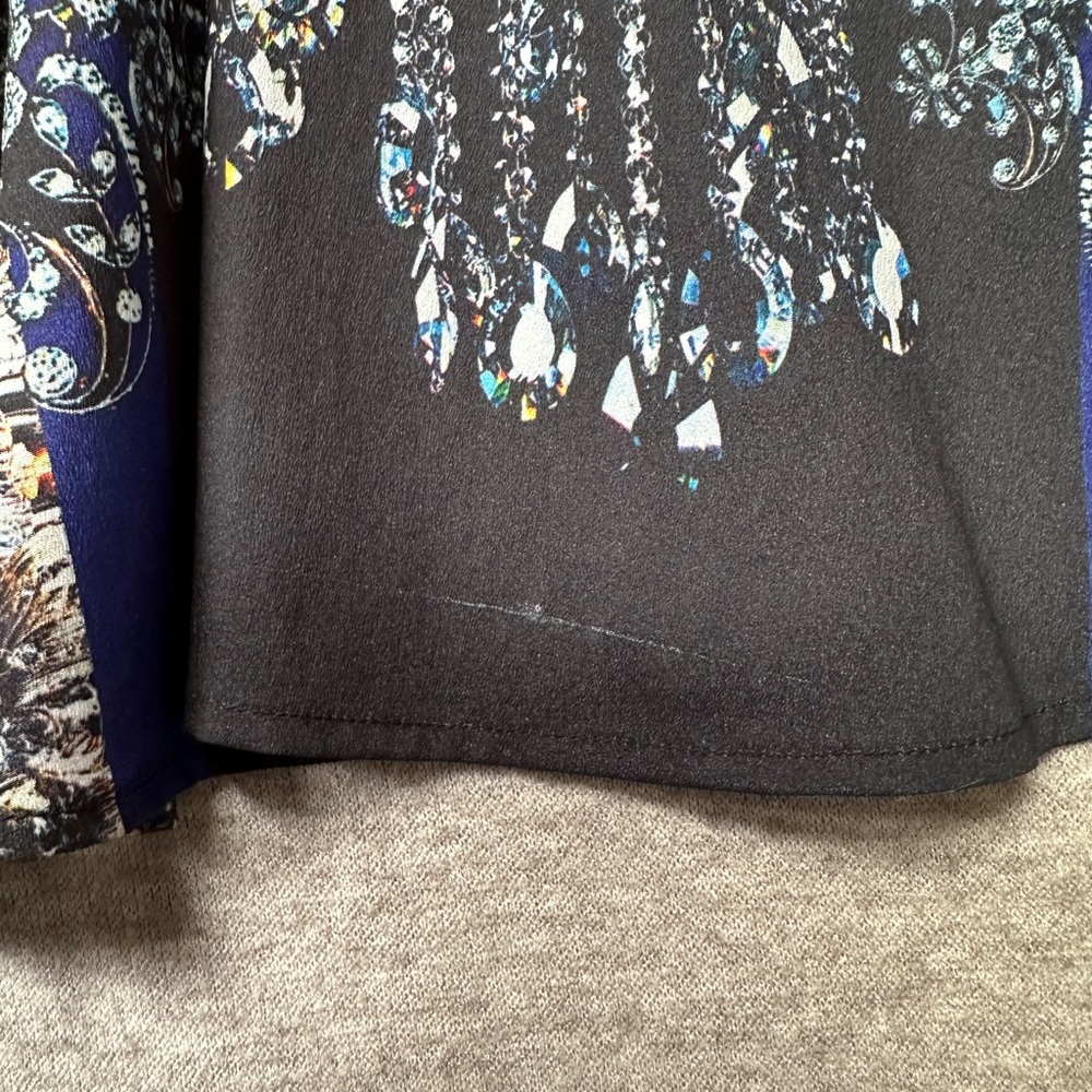 Unique Digital Print Trapeze Hem Tank Top - Picture 15 of 15